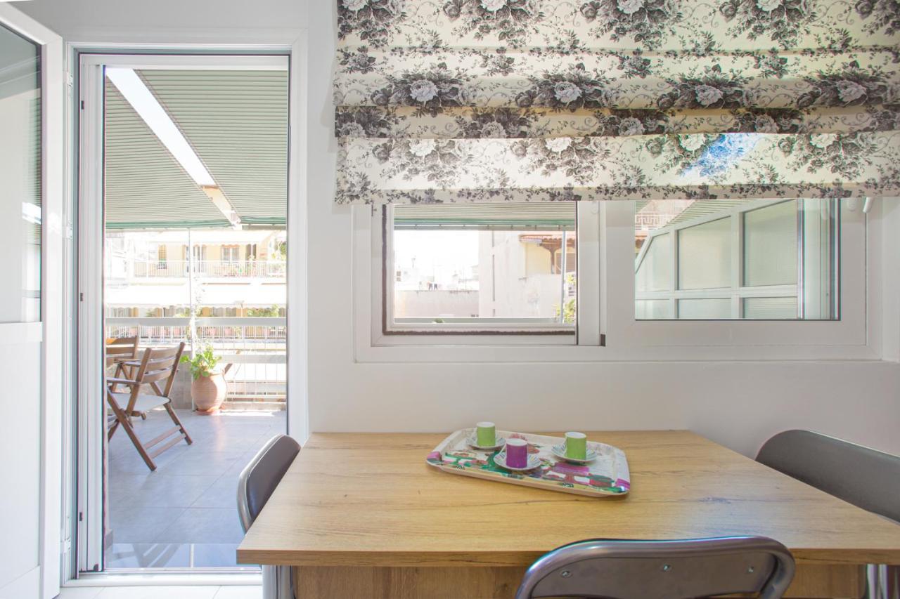 Beautiful And Comfortable Apartment At Marina Zeas Piräus Exterior foto