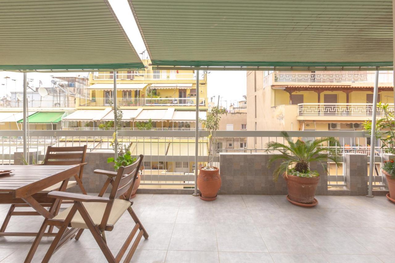 Beautiful And Comfortable Apartment At Marina Zeas Piräus Exterior foto