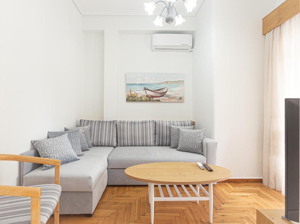 Beautiful And Comfortable Apartment At Marina Zeas Piräus Exterior foto